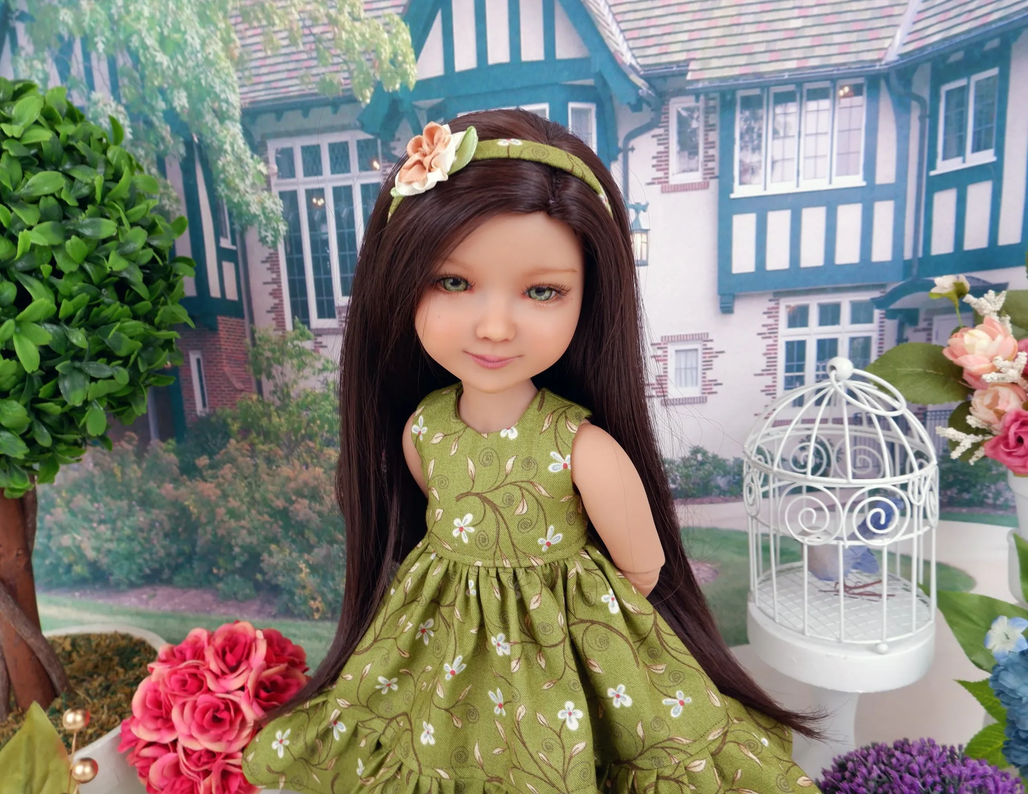 Beautiful Meadow - dress & sweater with shoes for Ruby Red Fashion Friends doll