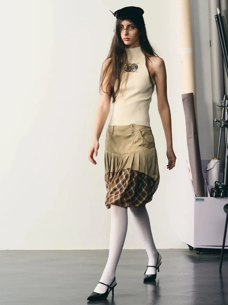 beige tight knitted vest
