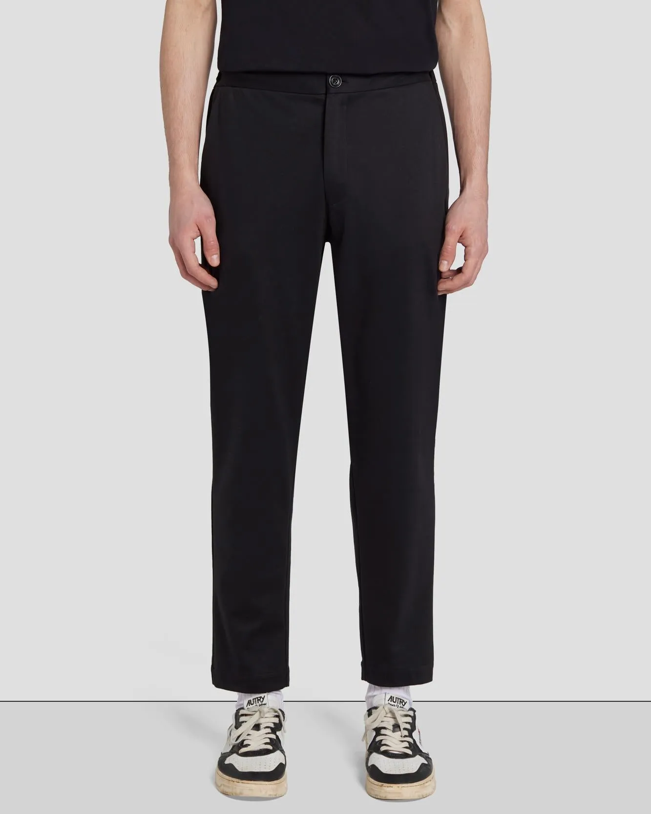 Dynamic Luxe Chino in Black