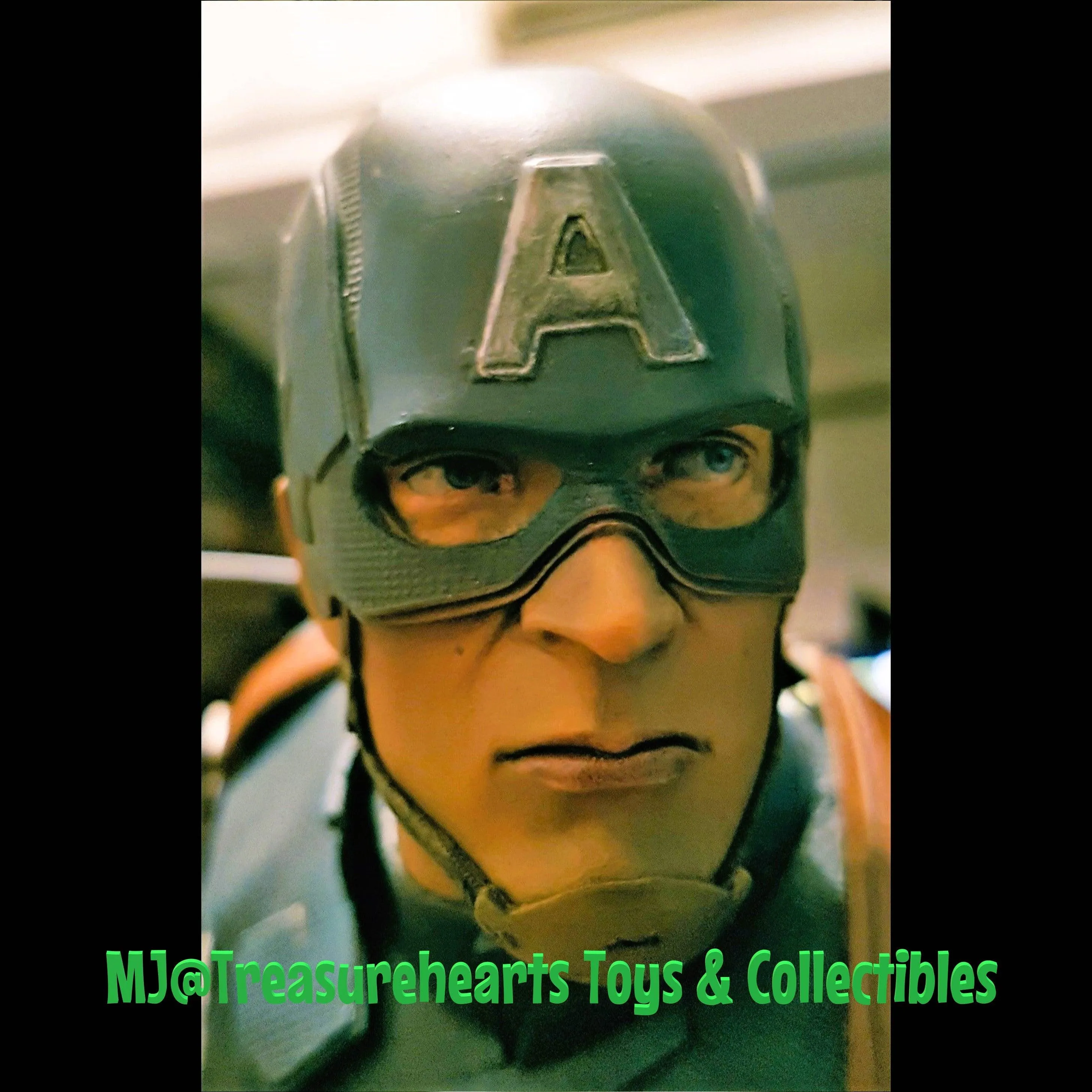 Marvel Captain America Premium Format Figure