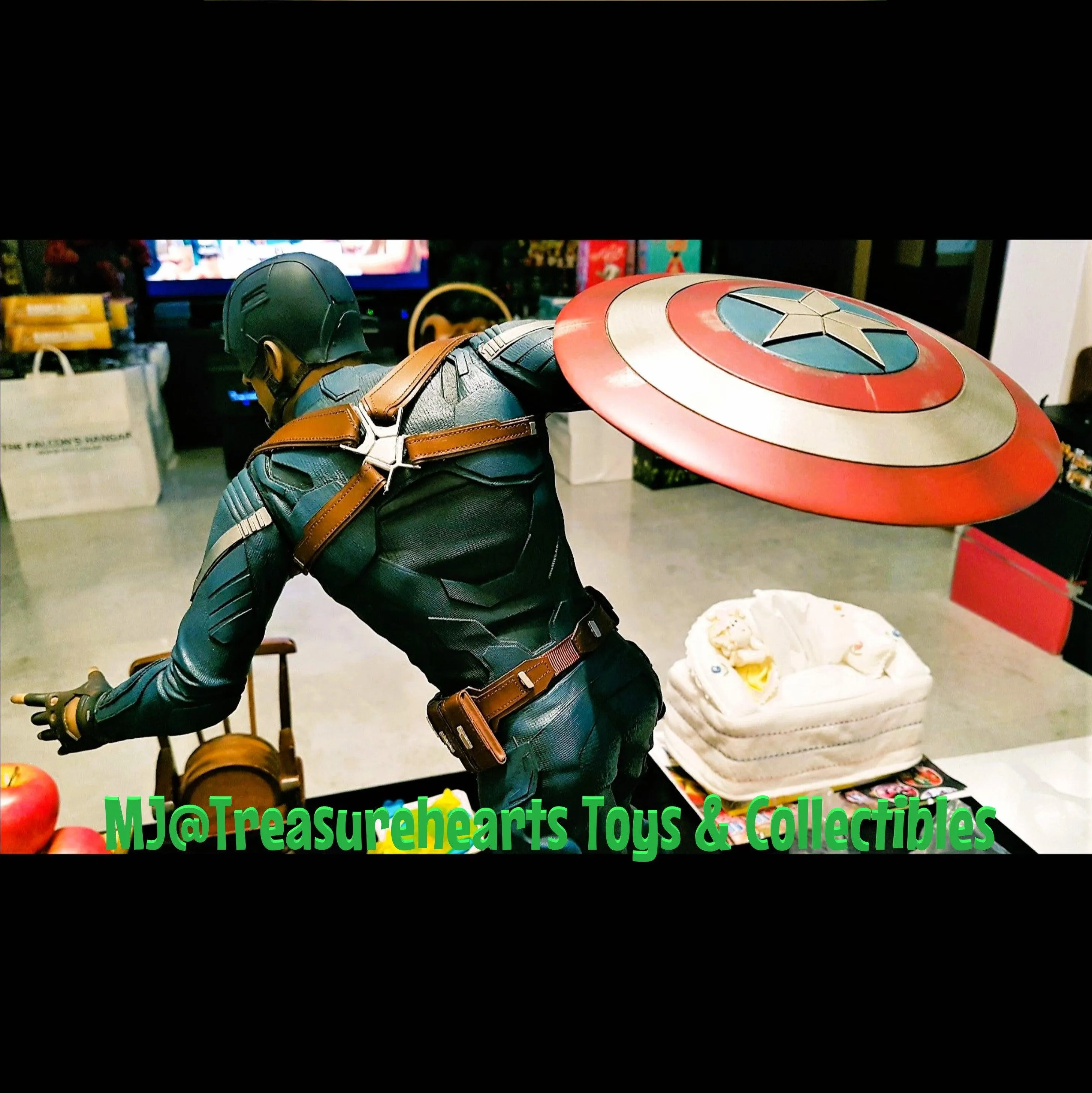 Marvel Captain America Premium Format Figure