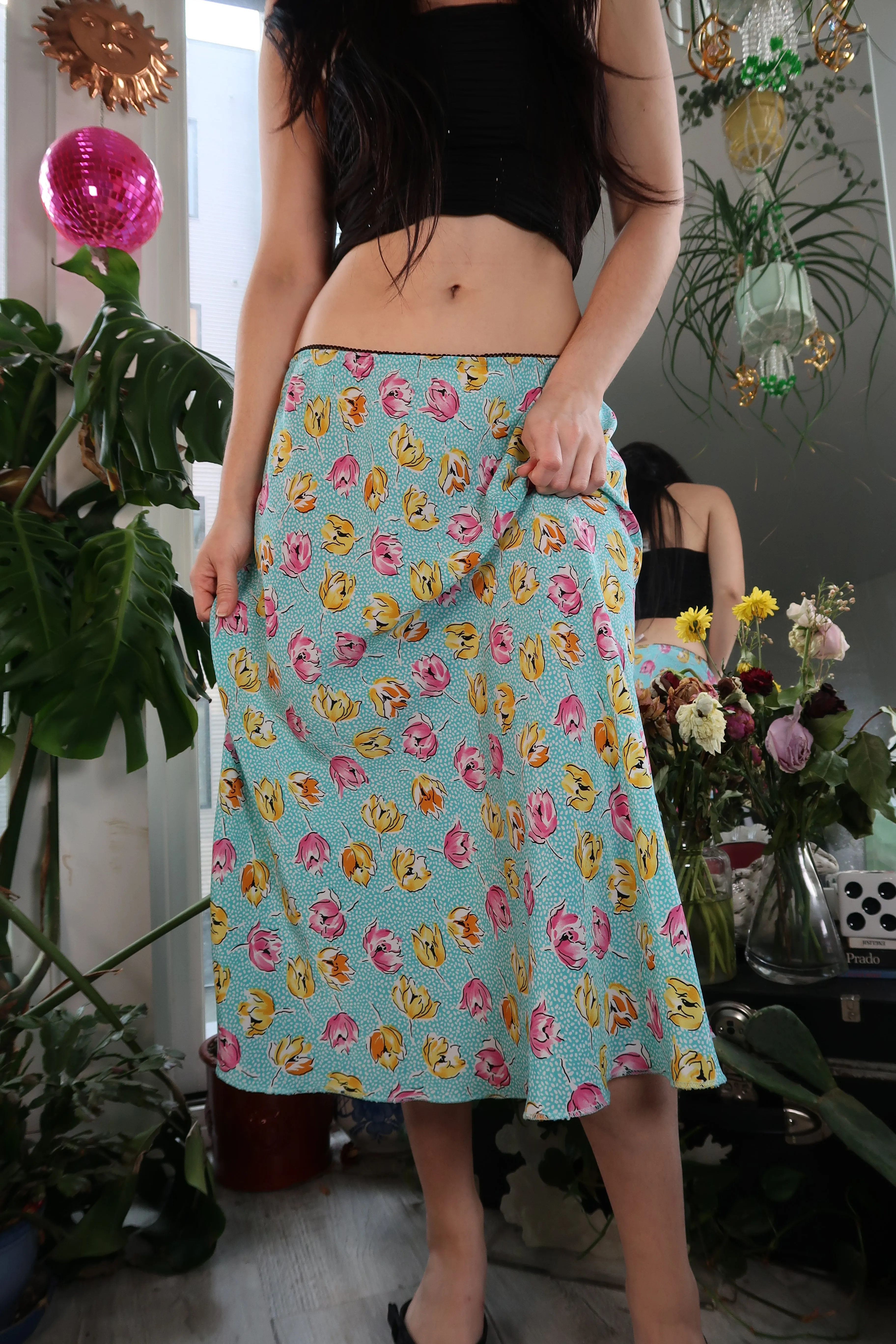 Vintage 2000s Pink and Yellow Roses Midi Skirt